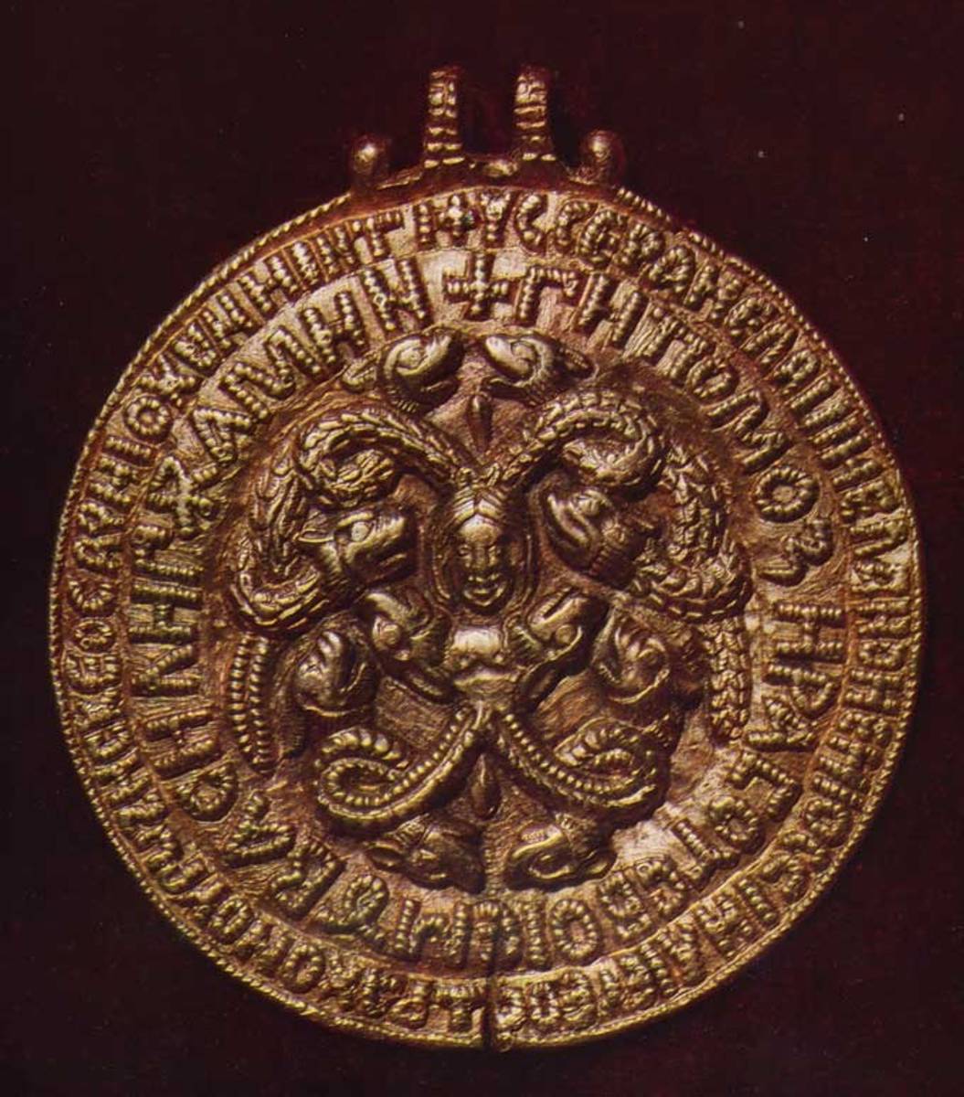 Из работы Плешанова И. И., Лихачева Л. Д. Древнерусское декоративно-прикладное искусство в собрании Государственного Русского музея. Л.: Искусство, 1985.